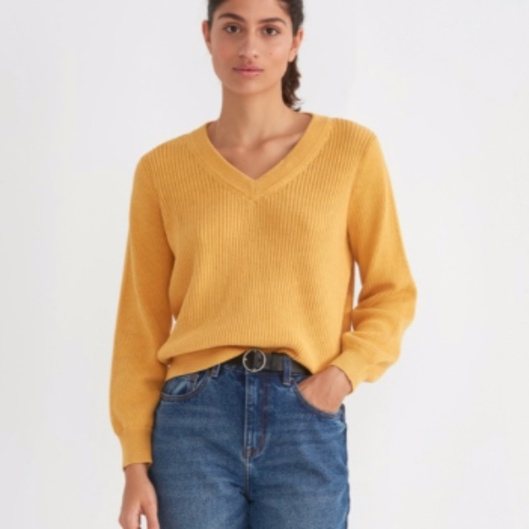 Frank & Oak Sweaters - Frank & Oak // Ochre V-Neck Knit Sweater
